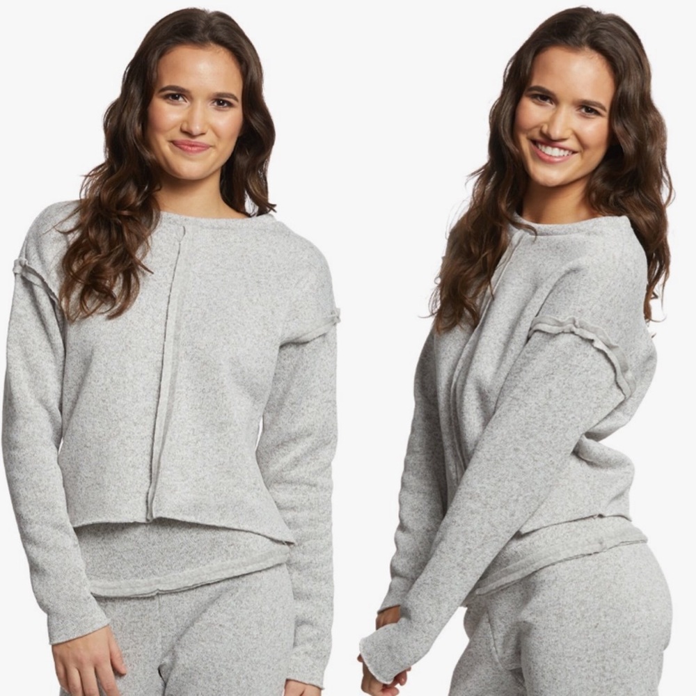 Onzie Raw Seam Crew Pullover Sweater Light Grey